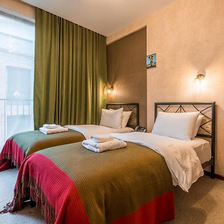 Green Inn Hotel Тбилиси Экстерьер фото