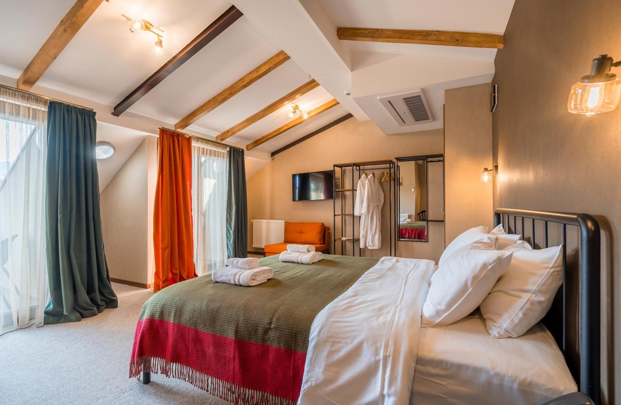 Green Inn Hotel Тбилиси Экстерьер фото