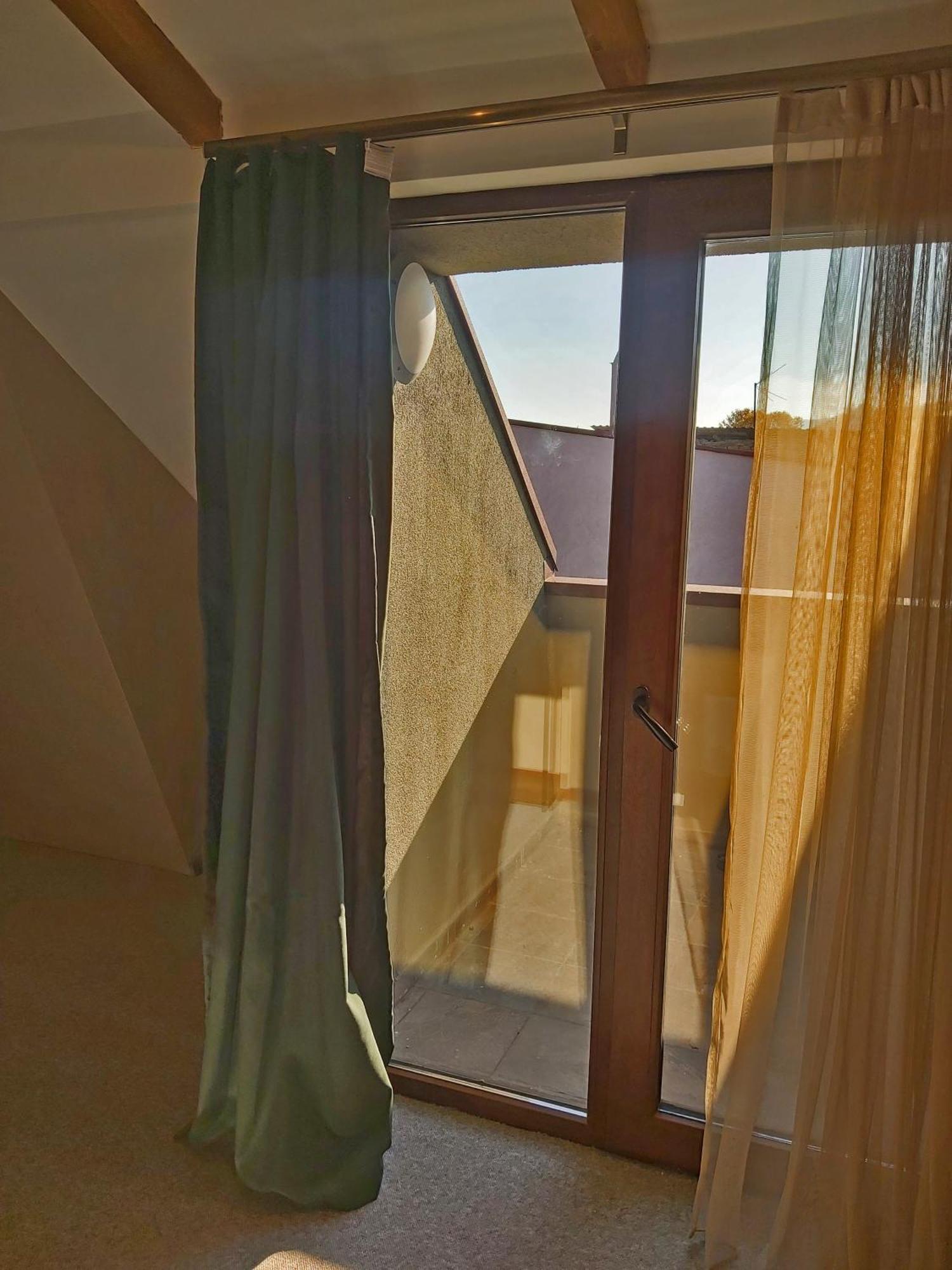 Green Inn Hotel Тбилиси Экстерьер фото